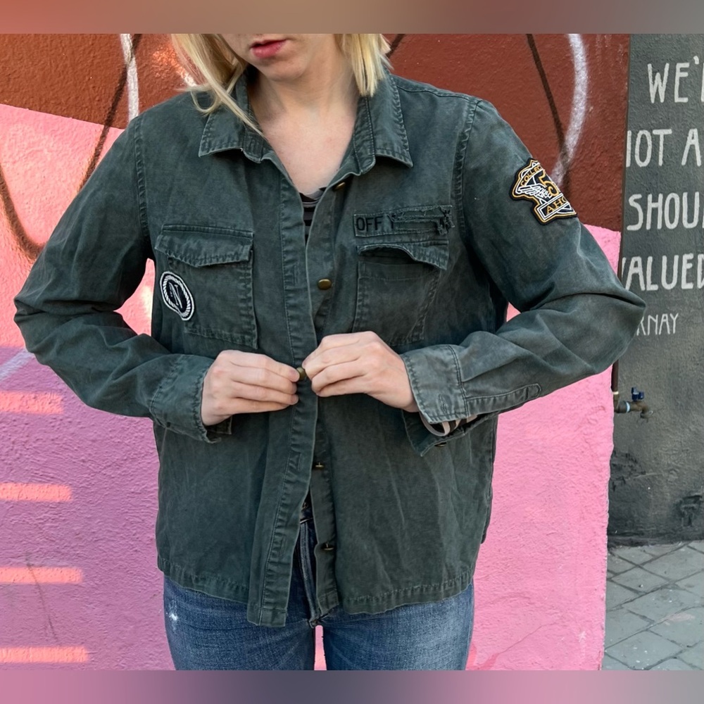 Noisy May military shacket